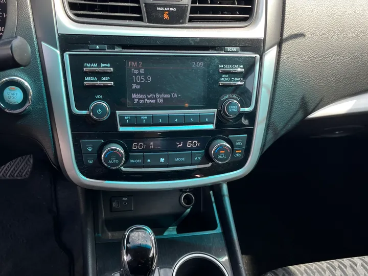 GRAY, 2018 NISSAN ALTIMA SV Image 34