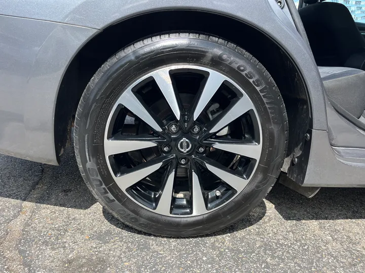 GRAY, 2018 NISSAN ALTIMA SV Image 37