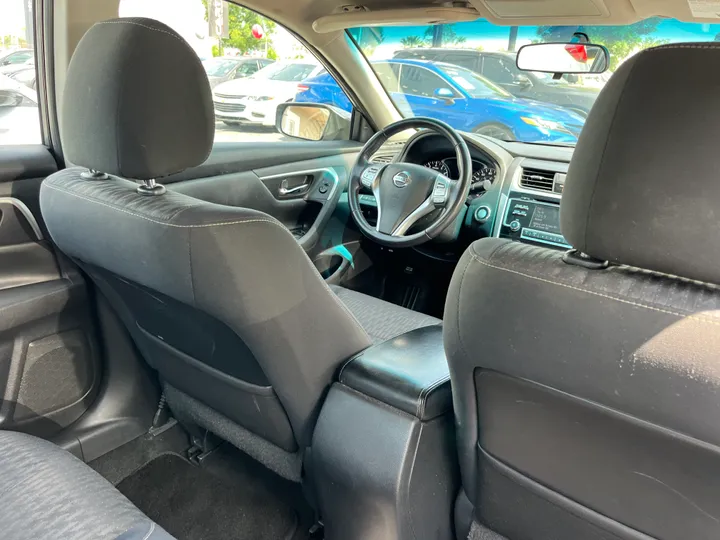 GRAY, 2018 NISSAN ALTIMA SV Image 38