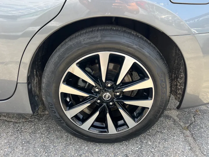 GRAY, 2018 NISSAN ALTIMA Image 40