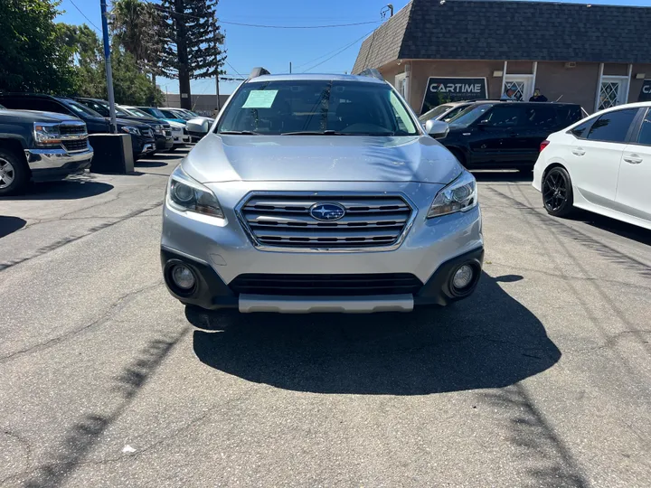 SILVER, 2017 SUBARU OUTBACK 2.5I LIMITED Image 7