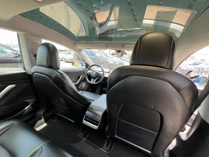 BLUE, 2019 TESLA MODEL 3 MID RANGE Image 60