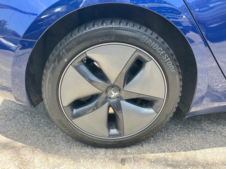 BLUE, 2019 TESLA MODEL 3 MID RANGE Image 62