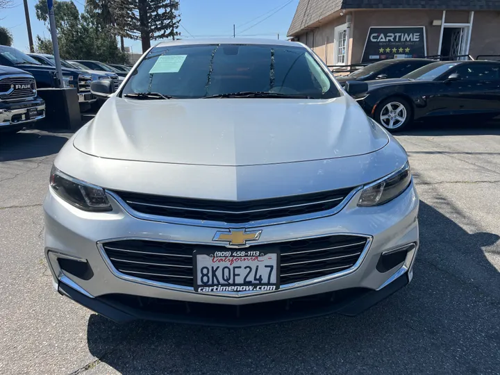 SILVER, 2018 CHEVROLET MALIBU Image 12