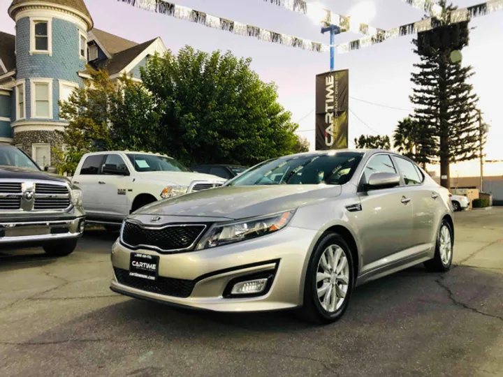 GRAY, 2015 KIA OPTIMA Image 8