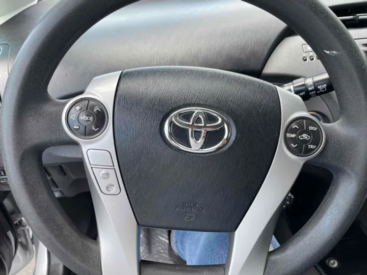 SILVER, 2015 TOYOTA PRIUS THREE Image 35