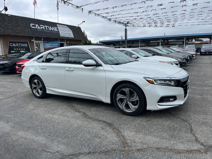 WHITE, 2019 HONDA ACCORD Image 2