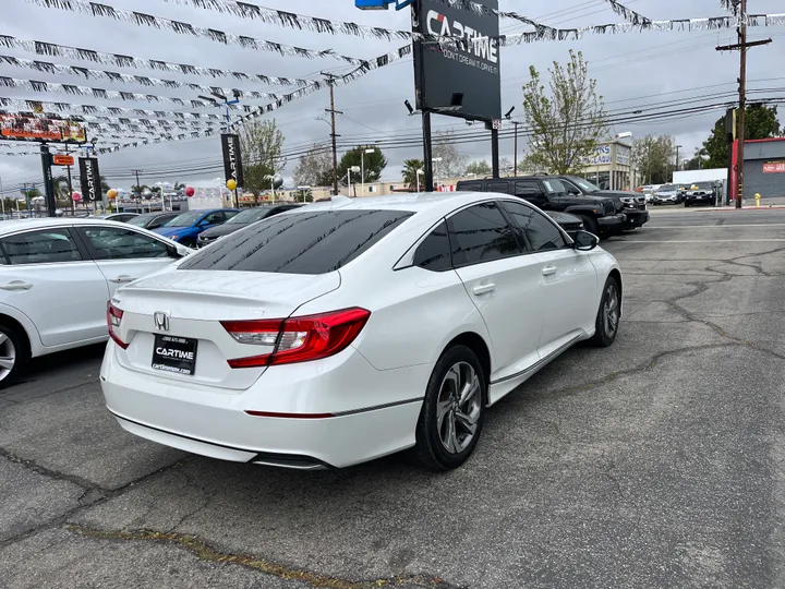 WHITE, 2019 HONDA ACCORD Image 9