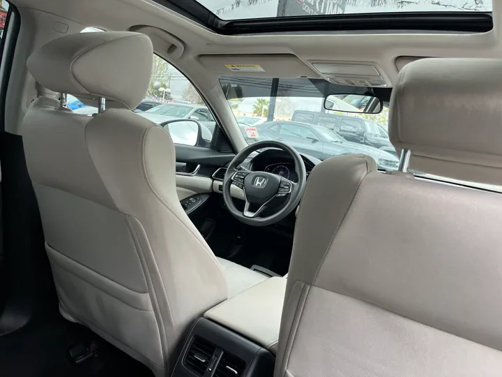 WHITE, 2019 HONDA ACCORD Image 42