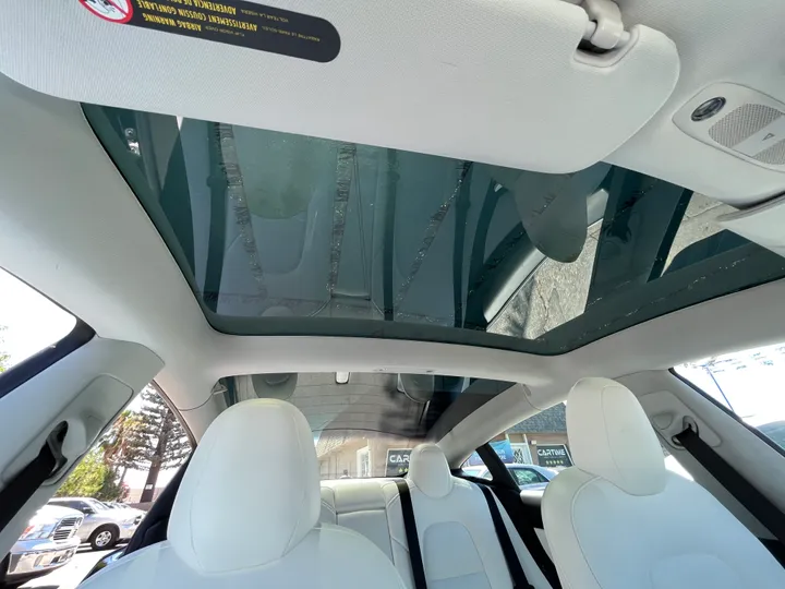 BLACK, 2019 TESLA MODEL 3 Image 48