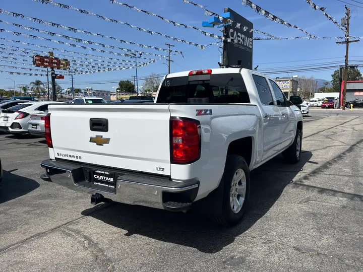 WHITE, 2015 CHEVROLET SILVERADO 1500 CREW CAB Z71 LTZ 4WD Image 10