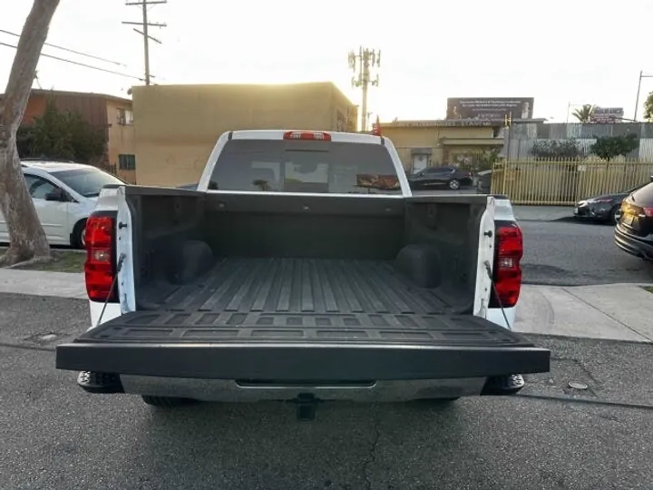 WHITE, 2015 CHEVROLET SILVERADO 1500 CREW CAB Z71 LTZ 4WD Image 67