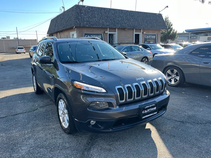 GRAY, 2018 JEEP CHEROKEE Image 6