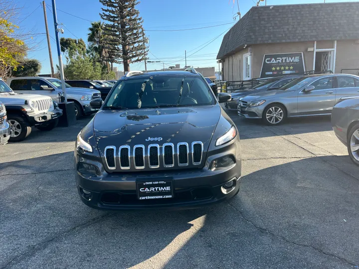 GRAY, 2018 JEEP CHEROKEE Image 7