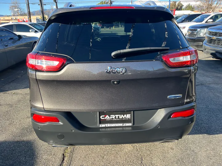 GRAY, 2018 JEEP CHEROKEE Image 15