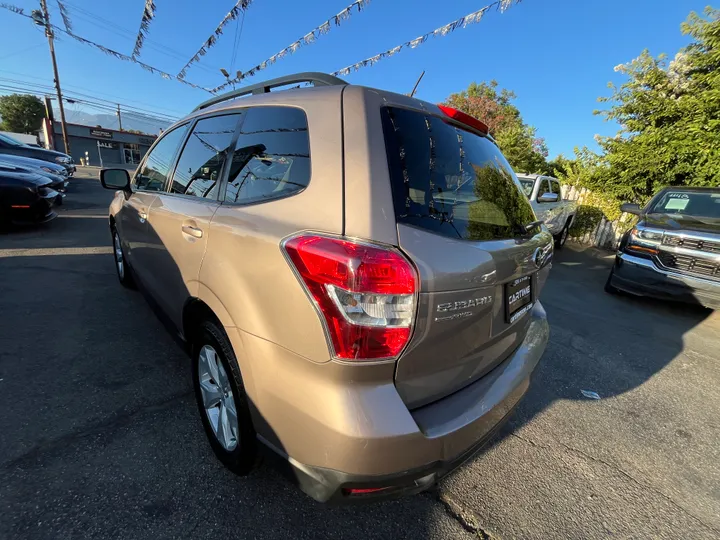 BEIGE, 2015 SUBARU FORESTER PREMIUM Image 15