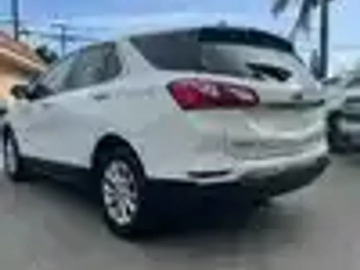 WHITE, 2020 CHEVROLET EQUINOX Image 100