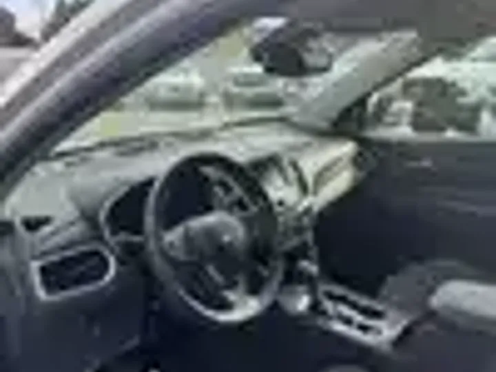 WHITE, 2020 CHEVROLET EQUINOX Image 105
