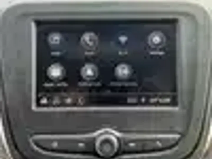 WHITE, 2020 CHEVROLET EQUINOX Image 120