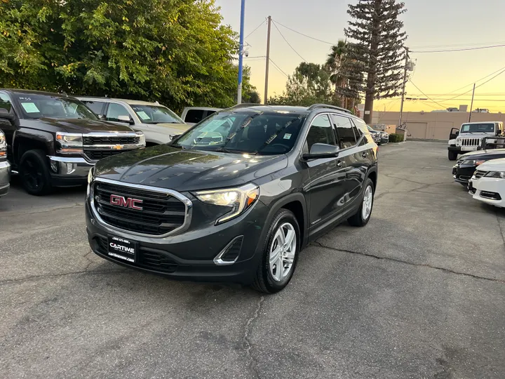 GRAY, 2019 GMC TERRAIN Image 4