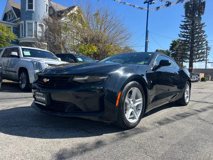 BLACK, 2022 CHEVROLET CAMARO LT Image 6