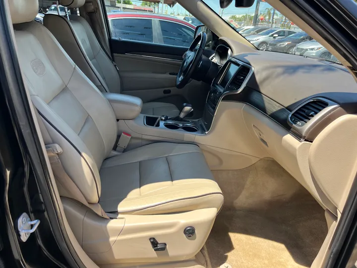 BLACK, 2017 JEEP GRAND CHEROKEE Image 40