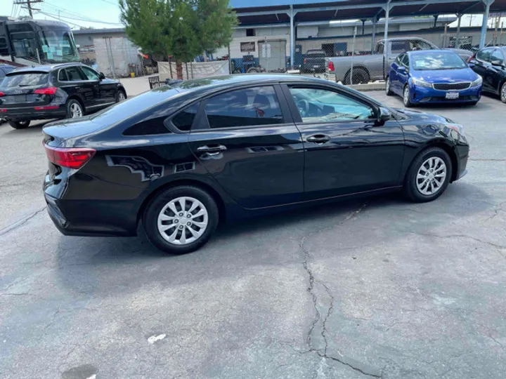 BLACK, 2020 KIA FORTE Image 10