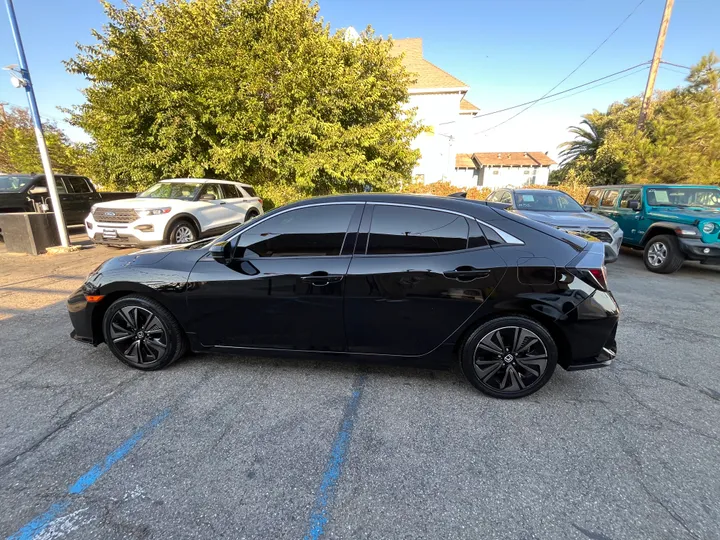 BLACK, 2018 HONDA CIVIC Image 19