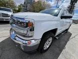 WHITE, 2017 CHEVROLET SILVERADO 1500 CREW CAB Z71 LTZ 4WD Thumnail Image 25