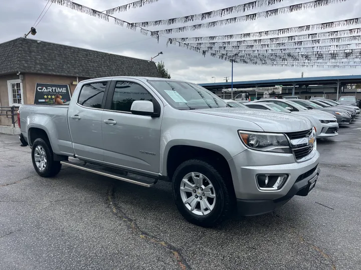 SILVER, 2019 CHEVROLET COLORADO CREW CAB LT Image 2