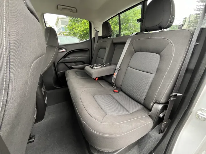 SILVER, 2019 CHEVROLET COLORADO CREW CAB LT Image 25