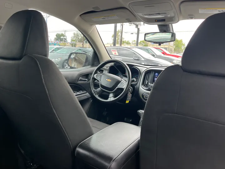 SILVER, 2019 CHEVROLET COLORADO CREW CAB LT Image 46