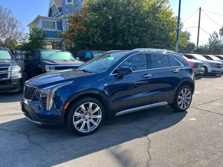 BLUE, 2020 CADILLAC XT4 Image 10