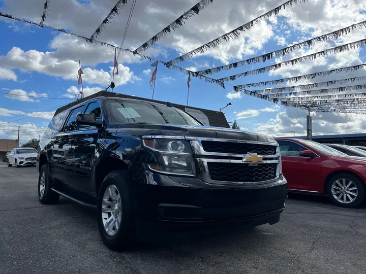 BLACK, 2019 CHEVROLET SUBURBAN LT Image 3