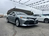 SILVER, 2020 TOYOTA CAMRY Thumnail Image 3