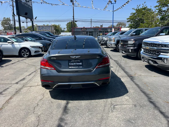 GRAY, 2019 GENESIS G70 3.3T ADVANCED Image 12