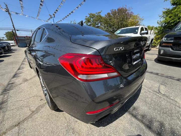 GRAY, 2019 GENESIS G70 3.3T ADVANCED Image 23