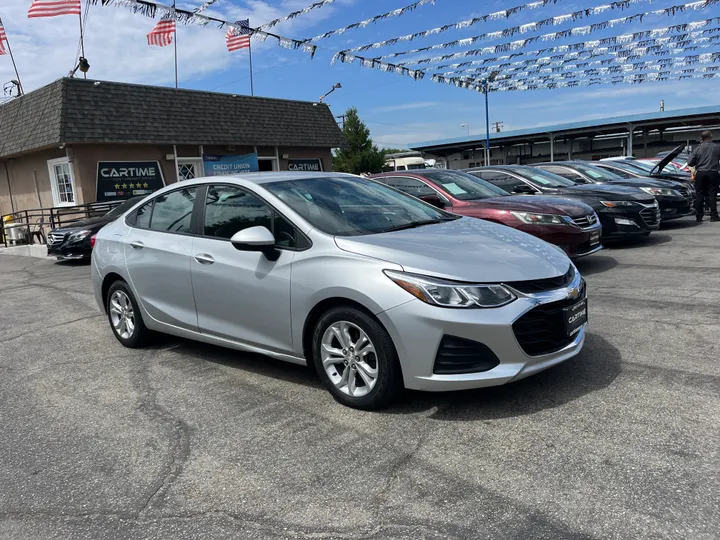 SILVER, 2019 CHEVROLET CRUZE Image 2