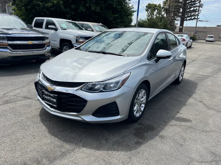 SILVER, 2019 CHEVROLET CRUZE Image 6