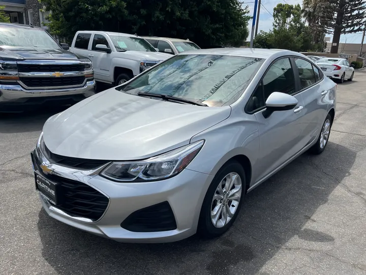 SILVER, 2019 CHEVROLET CRUZE Image 7