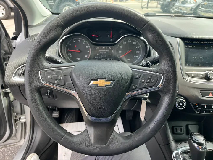 SILVER, 2019 CHEVROLET CRUZE Image 30