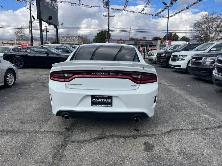 WHITE, 2021 DODGE CHARGER Image 19