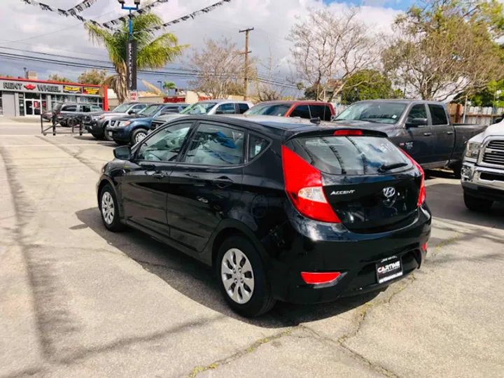 BLACK, 2017 HYUNDAI ACCENT Image 14