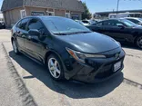 BLACK, 2020 TOYOTA COROLLA LE Thumnail Image 4