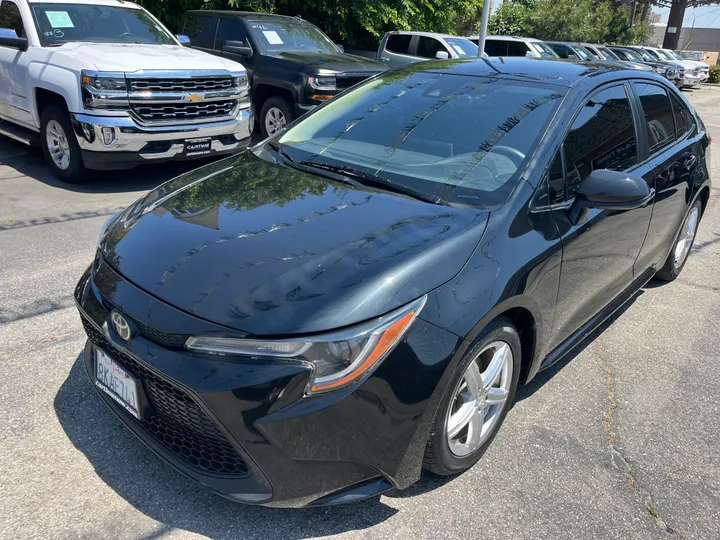 BLACK, 2020 TOYOTA COROLLA LE Image 11