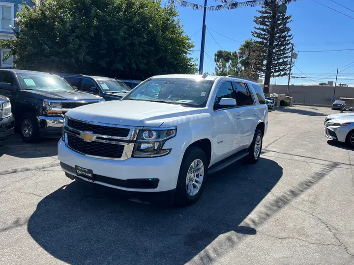 WHITE, 2017 CHEVROLET TAHOE Image 5