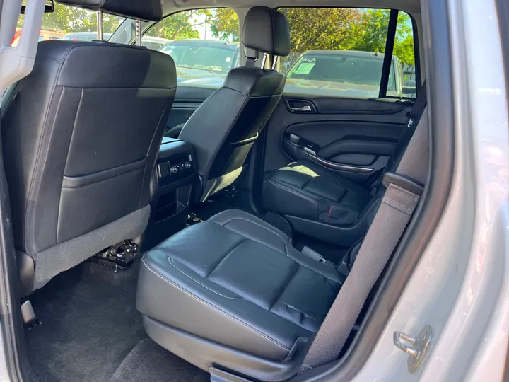 WHITE, 2017 CHEVROLET TAHOE Image 19