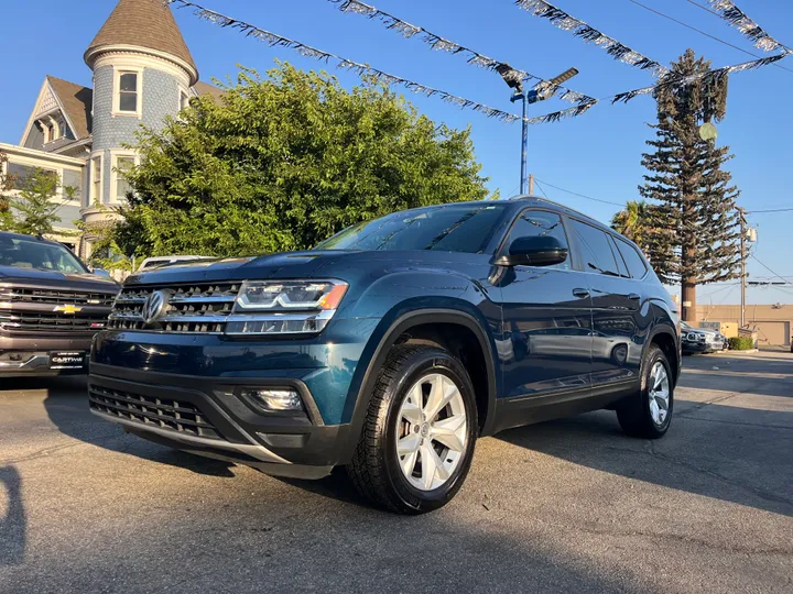 BLUE, 2018 VOLKSWAGEN ATLAS SE W/TECH PKG Image 3