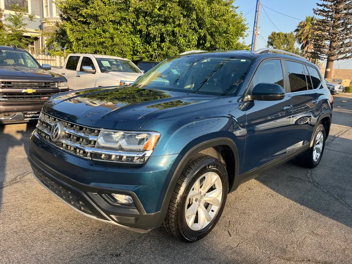 BLUE, 2018 VOLKSWAGEN ATLAS SE W/TECH PKG Image 4