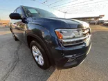 BLUE, 2018 VOLKSWAGEN ATLAS SE W/TECH PKG Thumnail Image 18